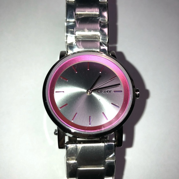 DKNY WATCH-NWOT main image 6